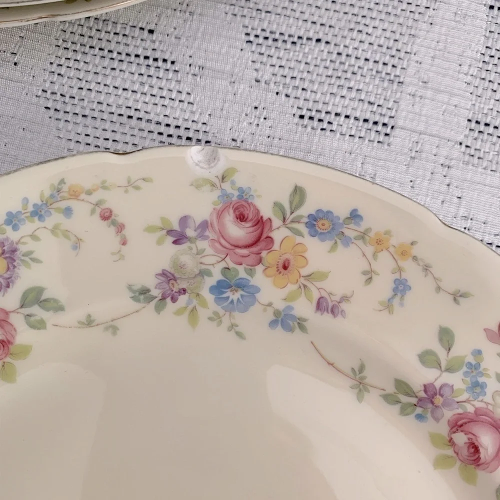 KPM Royal Ivory- Riviera Floral Pattern Set of 4 China